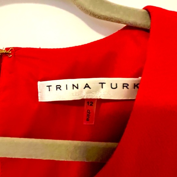 Best dress ever! Size 12 red Trina Turk shift with hot pink feathers - Picture 3 of 5